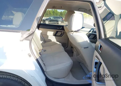 2008 Subaru Outback 2.5I/2.5I L.l. Bean Edition z USA, uszkodzony, nr VIN 4S4BP61C487334191